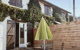 A deux pas de Cabourg ,avec une belle vue sur la campagne normande.A grangues
